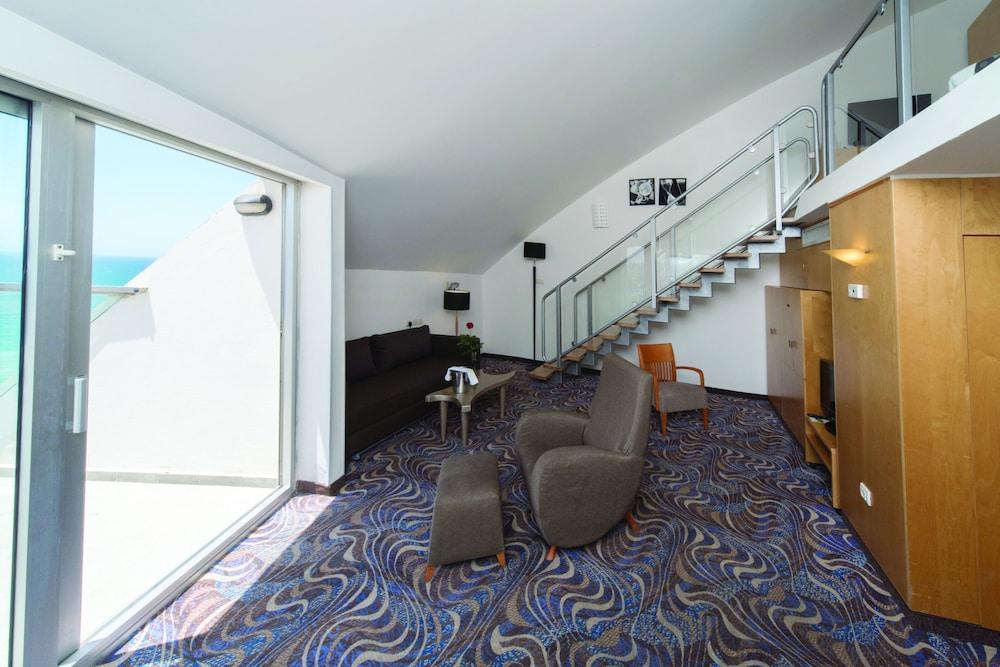 Apartment In Ashkelon Extérieur photo
